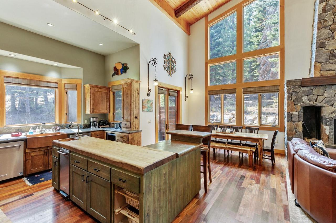 Bear Meadows Lodge - Hot Tub - Tahoe Donner Home Truckee Exteriér fotografie